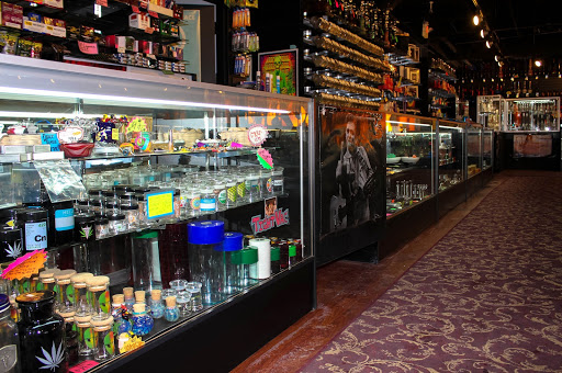 Tobacco Shop «Hideaway - Oakdale», reviews and photos, 1185 Geneva Ave N, Oakdale, MN 55128, USA