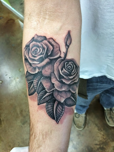 Tattoo Shop «Main Street Tattoo», reviews and photos, 303 N Main St, Mauldin, SC 29662, USA