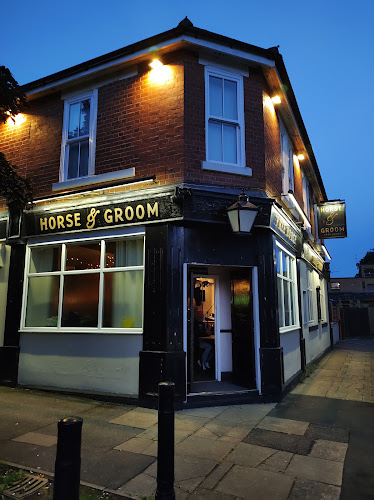 The Horse And Groom - Pub