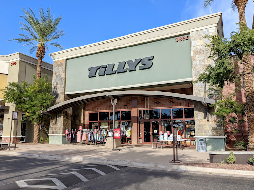 Tillys, 3885 S Gilbert Rd, Gilbert, AZ 85297, USA, 