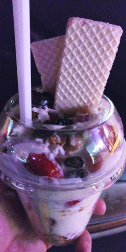 Neveria Y Fruteria Albertico’s Ice Cream
