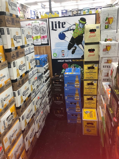 Grocery Store «Shiva Market», reviews and photos, 35 Washington St, Somersworth, NH 03878, USA