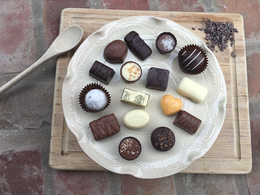 Chocolate Shop «Leonidas -- Love + Chocolate Shop», reviews and photos, 1397 N Main St, Walnut Creek, CA 94596, USA