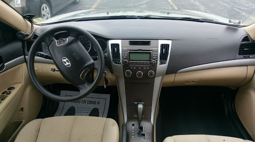 Car Detailing Service «Pretty Car Auto Detailing - Schaumburg, IL», reviews and photos, 707 Remington Rd #5, Schaumburg, IL 60173, USA