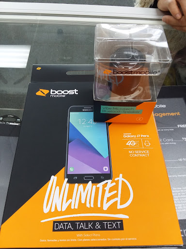 Cell Phone Store «Boost Mobile Store», reviews and photos, 2342 E Stop 11 Rd, Indianapolis, IN 46227, USA