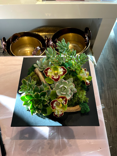 Florist «XO Bloom», reviews and photos, 966 S Westlake Blvd #4, Westlake Village, CA 91361, USA