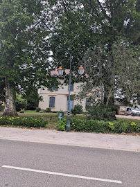 Extérieur du HOTEL RESTAURANT DE LA CROIX BLANCHE à Beaurepaire-en-Bresse - n°13