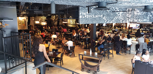 Shopping Mall «Colony Square», reviews and photos, 1197 Peachtree St NE, Atlanta, GA 30361, USA