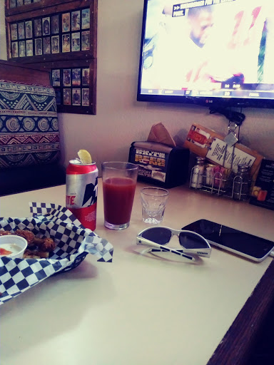 Sports Bar «Stadiums Sports Bar», reviews and photos, 16065 SE McLoughlin Blvd, Oak Grove, OR 97267, USA