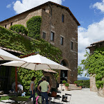 Photo n°24 de l'avis de YP. fait le 15/06/2018 à 09:18 sur le  Castello Banfi - Il Borgo à Poggio alle Mura