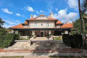 Sydonie Mansion image