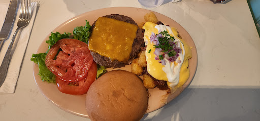 Dessert Shop «Beaches & Cream Soda Shop», reviews and photos, 1800 Epcot Resorts Blvd, Orlando, FL 32830, USA