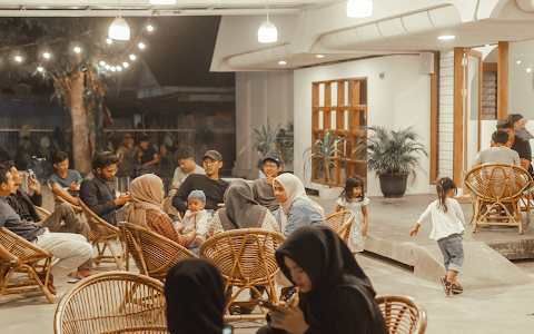 Naluri Coffee Bukittinggi image