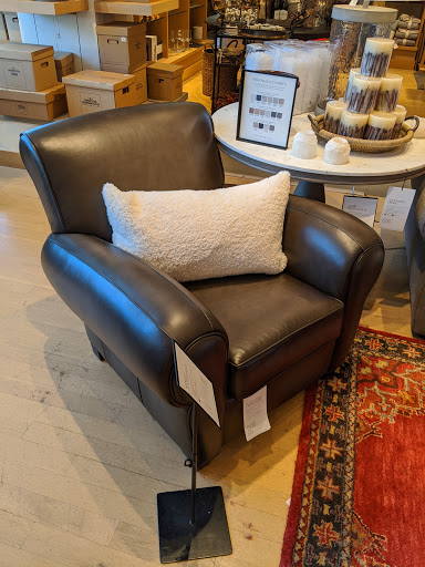 Furniture Store «Pottery Barn», reviews and photos, 1201 Lake Woodlands Dr #3004, The Woodlands, TX 77380, USA