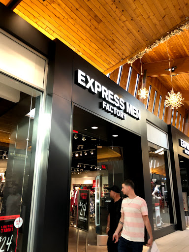 Clothing Store «Express», reviews and photos, 1675 W 49th St, Hialeah, FL 33012, USA
