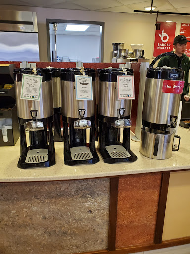 Badger Market, N Randall Ave, Madison, WI 53706, USA, 