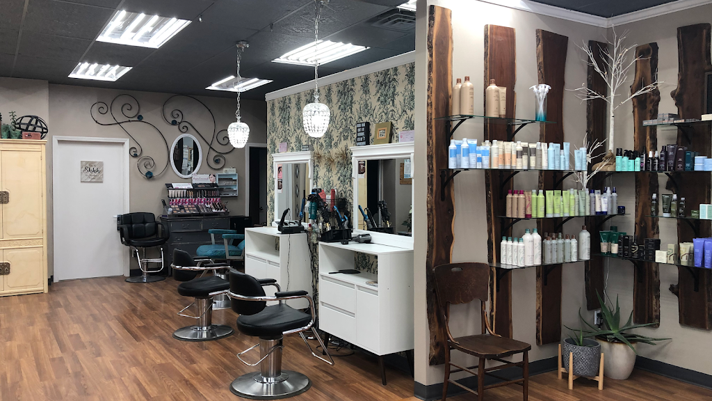 Wynie Mae's AVEDA Salon & Spa 57069