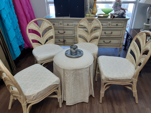 Thrift Store «Lords Place Inc», reviews and photos
