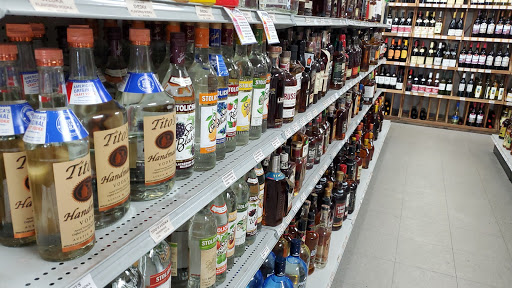 Liquor Store «Crestwood Liquors», reviews and photos, 6930 Crestwood Blvd, Frederick, MD 21703, USA