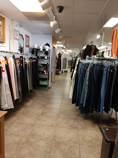 Thrift Store «Assistance League of Houston», reviews and photos, 1902 Commonwealth St, Houston, TX 77006, USA