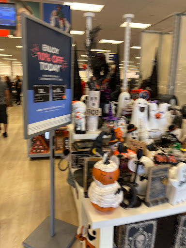 Department Store «Marshalls», reviews and photos, 9210 Rockaway Blvd, Ozone Park, NY 11417, USA