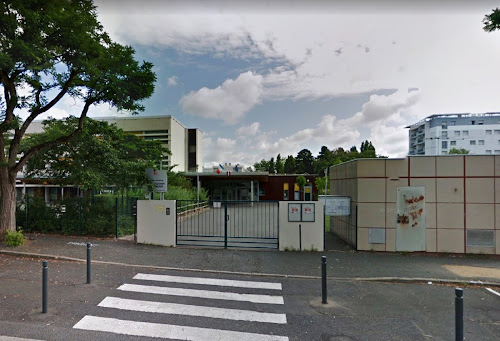 Groupe Scolaire Jean-Jacques Rousseau à Angers