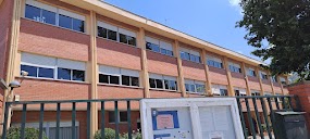 Escuela Enrique Tatché y Pol en Ripollet