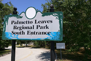 Palmetto Leaves Regional Park - South Entrance Parking