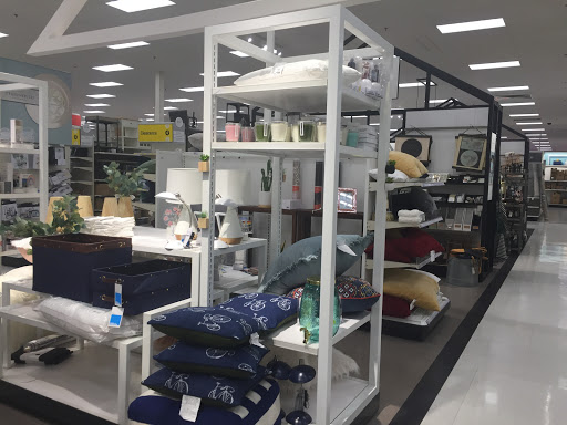 Department Store «Target», reviews and photos, 495 Haggerty Rd, Walled Lake, MI 48390, USA