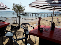 Atmosphère du Bar-restaurant à huîtres le chai-nous à Lège-Cap-Ferret - n°15