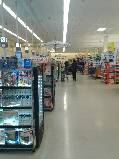 Grocery Store «Stop & Shop», reviews and photos, 13440 Springfield Blvd, Springfield Gardens, NY 11413, USA