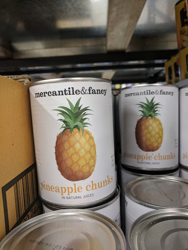 Grocery Store «Grocery Outlet Bargain Market», reviews and photos, 1950 14th Ave SE, Albany, OR 97322, USA