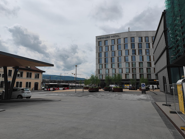 https://all.accor.com/lien_externe.svlt?goto=fiche_hotel&code_hotel=C008&merchantid=seo-maps-CH-C008&sourceid=aw-cen&utm_medium=seo%20maps&utm_source=google%20Maps&utm_campaign=seo%20maps