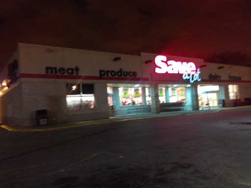 Grocery Store «Save-A-Lot», reviews and photos, 7240 S Stony Island Ave, Chicago, IL 60649, USA