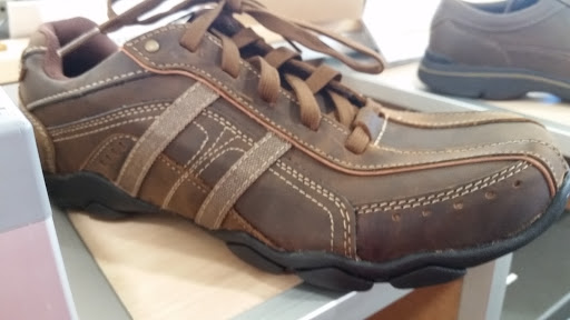 Shoe Store «DSW Designer Shoe Warehouse», reviews and photos, 43598 Christy St, Fremont, CA 94538, USA