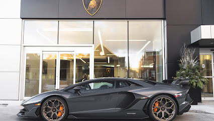 Lamborghini Toronto Downtown