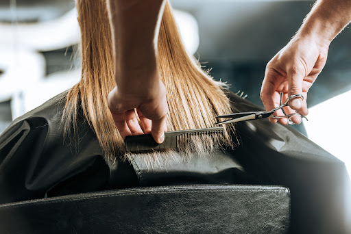 Κομμωτήριο CENTRAL Saloon De Coiffure - Κυψέλη