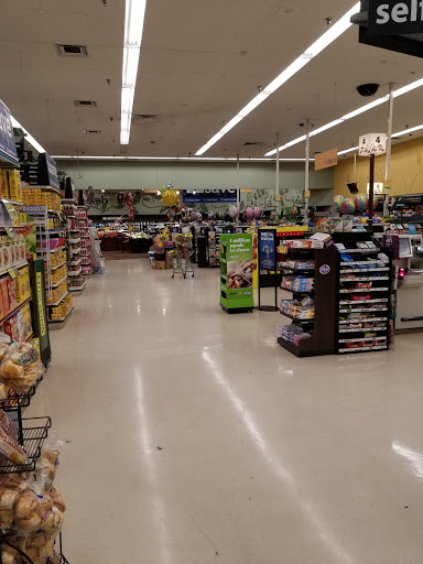 Grocery Store «Kroger», reviews and photos, 858 Main St, Wintersville, OH 43953, USA
