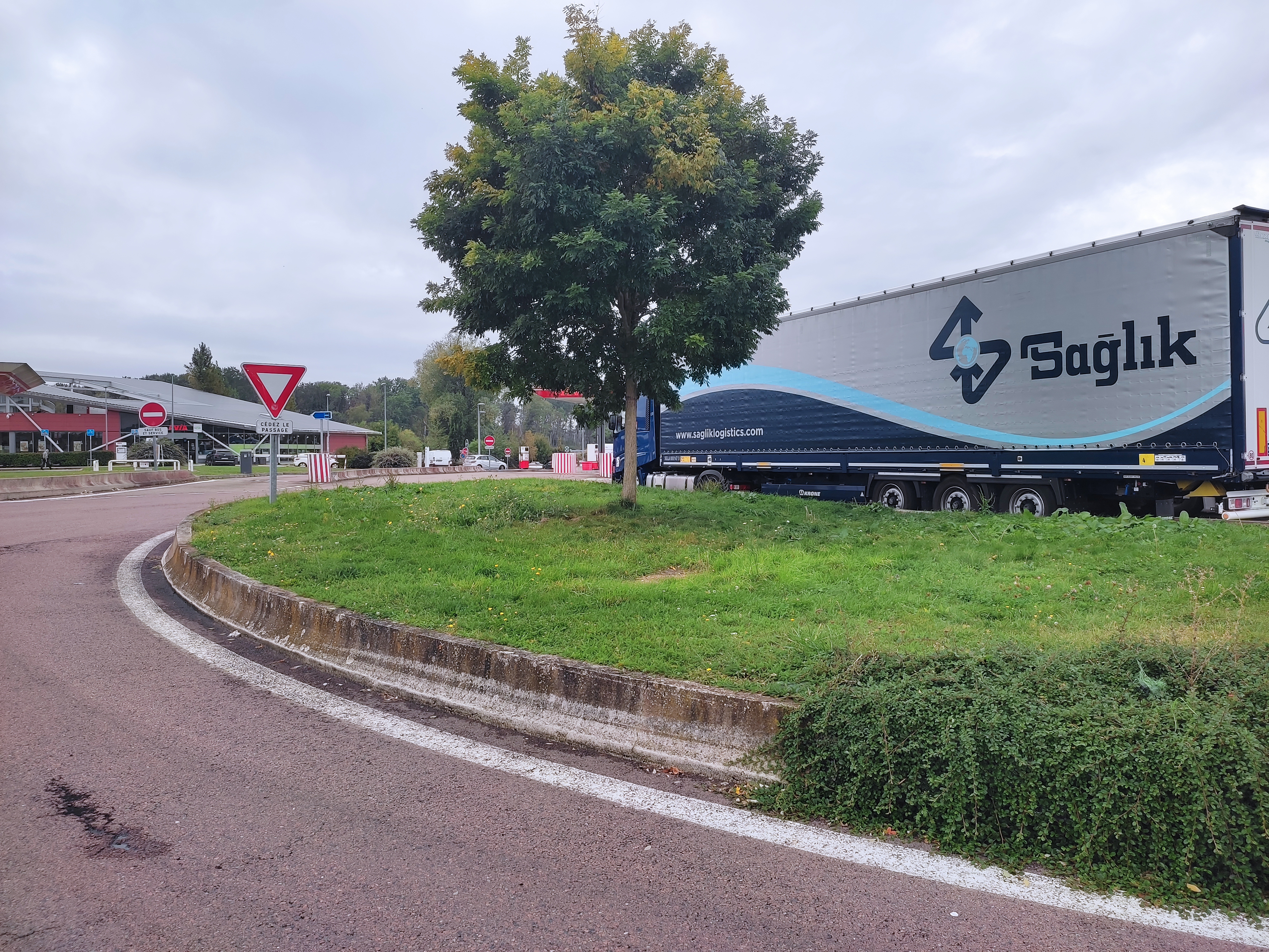 Photo n° 3 de l'avis de Weyis.e fait le 13/10/2023 à 16:37
