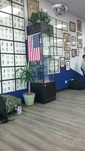 Tattoo Shop «4 Anchors Tattoo», reviews and photos, 2314 Green Bay Rd, North Chicago, IL 60064, USA