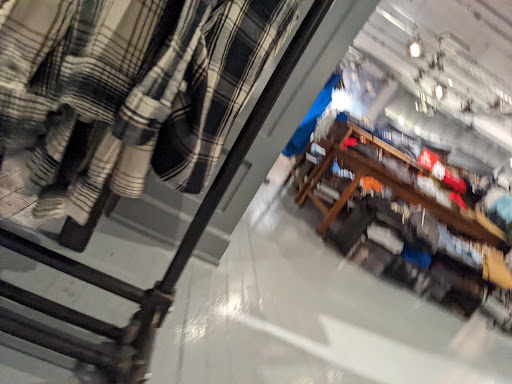 Clothing Store «Hollister Co.», reviews and photos, 9777 SW Washington Square Rd, Tigard, OR 97223, USA