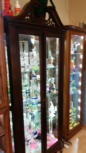 Tobacco Shop «Smokes & Such», reviews and photos, 3439 Dempster St, Skokie, IL 60076, USA