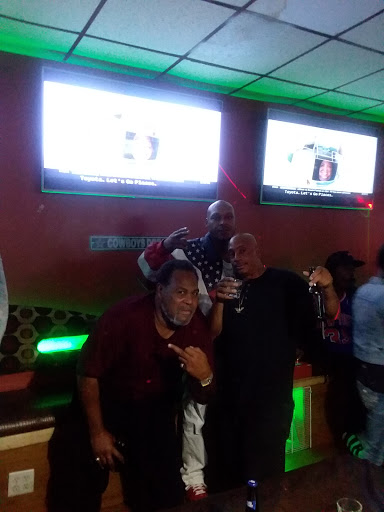 Restaurant «PRIME ULTRA LOUNGE», reviews and photos, 980 Barnett Rd, Columbus, OH 43227, USA