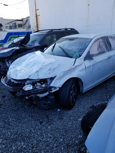 Auto Body Shop «Bergen Brookside Auto Body and Towing, Inc.», reviews and photos, 83 Zabriskie St, Hackensack, NJ 07601, USA