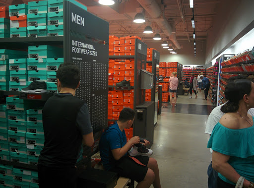 Clothing Store «Nike Factory Store», reviews and photos, 10801 Corkscrew Rd D-177, Estero, FL 33928, USA