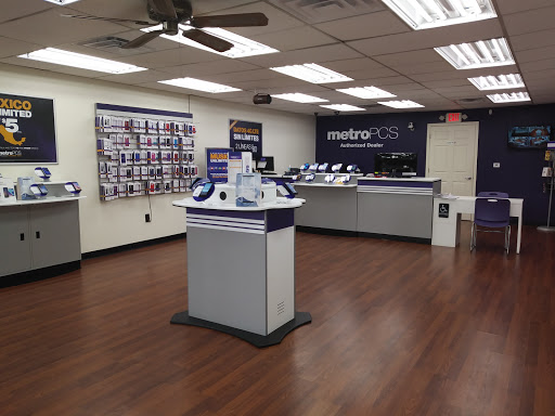 Cell Phone Store «MetroPCS Authorized Dealer», reviews and photos, MetroPCS Authorized Dealer, 1930 W Main St, Norristown, PA 19403, USA