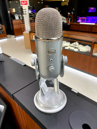 Pawn Shop «Paramount Pawn and Jewelry», reviews and photos, 10660 US-1, Port St Lucie, FL 34952, USA