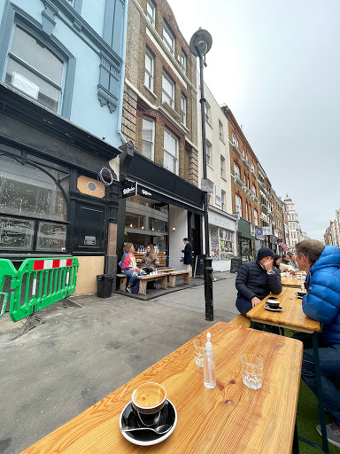 Cafe wifi en London
