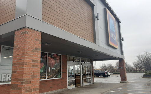 Supermarket «ALDI», reviews and photos, 2695 E Range Rd, Shelbyville, IN 46176, USA