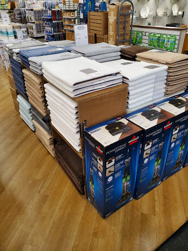 Department Store «Bed Bath & Beyond», reviews and photos, 1121 NJ-34, Aberdeen Township, NJ 07747, USA
